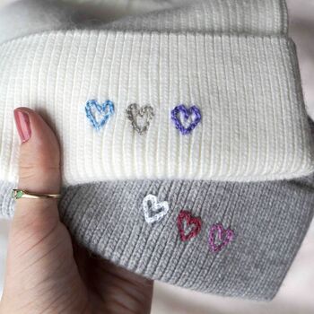Womens Valentine's Heart Soft Cashmere Beanie Hat, 3 of 4