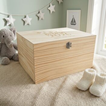 Personalised Born In 2026 Garland Engraved New Baby Keepsake Box Five Sizes 16cm | 20cm | 26cm | 30cm | 36cm, 3 of 10
