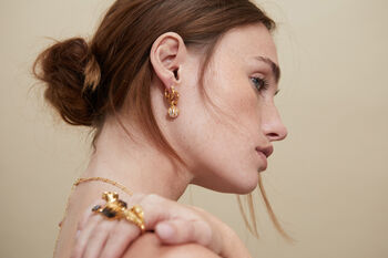 The Dragon And The Ivory Pearl Hoop Earring Gold, 3 of 4