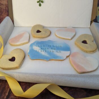 Bereavement Biscuit Gift Box, 2 of 4