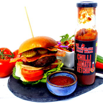 BBQ King / Queen Personalised Chilli Sauce Gift Set, 7 of 9
