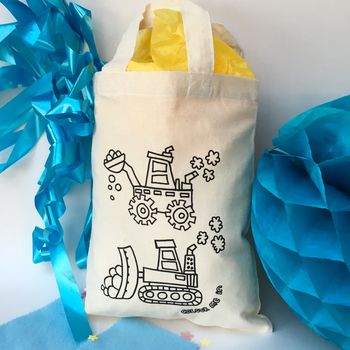 Colour In Party Bag With Owls, 8 of 10