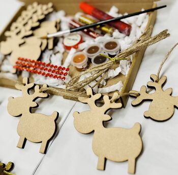 Personalised Reindeer Bunting Wooden Paint Craft Kit, 12 of 12