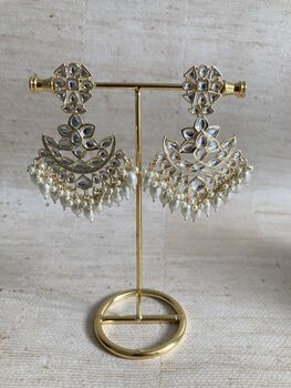 Indian White Gold Plated Kundan Pearl Earrings And Tikka Set, 4 of 4