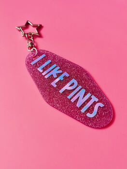 The Sparkly 'I Like Pints' Motel Keyring / Beer Lover Gift For Her / Pub Lover Gift, 4 of 7