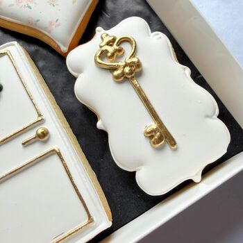 Personalised New Home Biscuit Gift Box – Housewarming Gift For Couples, Friends And New Homeowners, 3 of 6