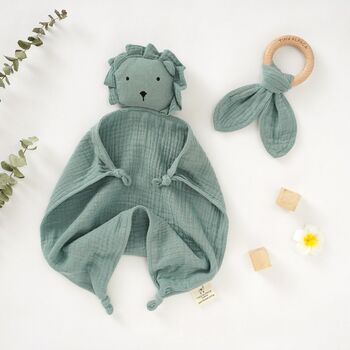 Organic Baby Lion Comforter With Teether And Bag, 7 of 9