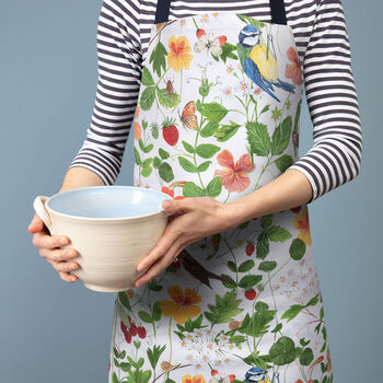 Robin And Berries Apron, 2 of 4