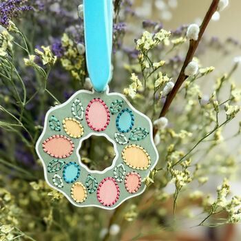 Make Your Own Spring Wreath Decoration, 2 of 6