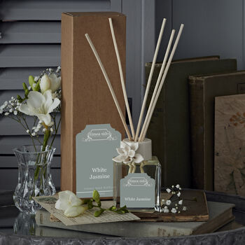 Reed Diffuser Set With Handmade Ceramic Flower Collar, 4 of 10