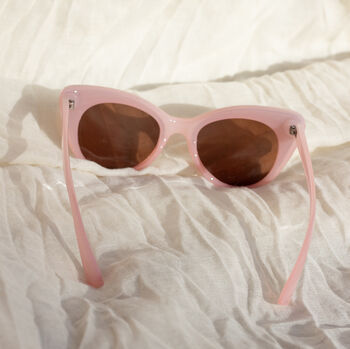 Exaggerated Front Lens Cat Eye Sunglasses In Pink, 3 of 3