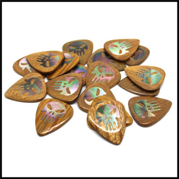 Punisher Lignum Vitae Pick In A Gift Box, 6 of 9