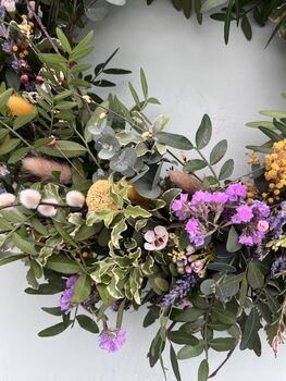 Natural Fresh Spring Wreath, 3 of 7