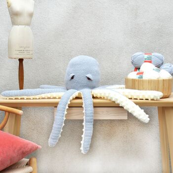 Huge Octopus Crochet Kit, 3 of 7