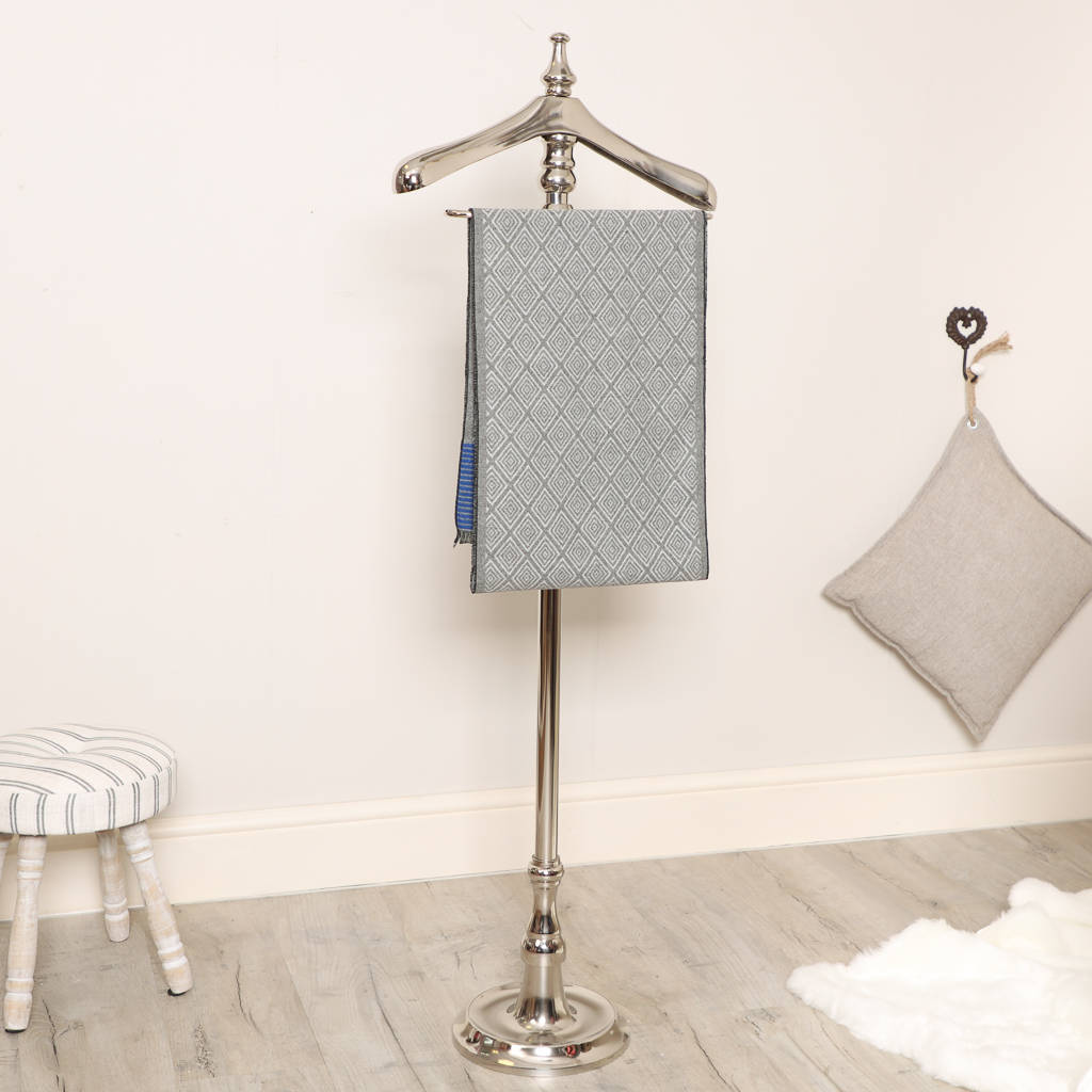 executive gentlemen's clothes valet by dibor