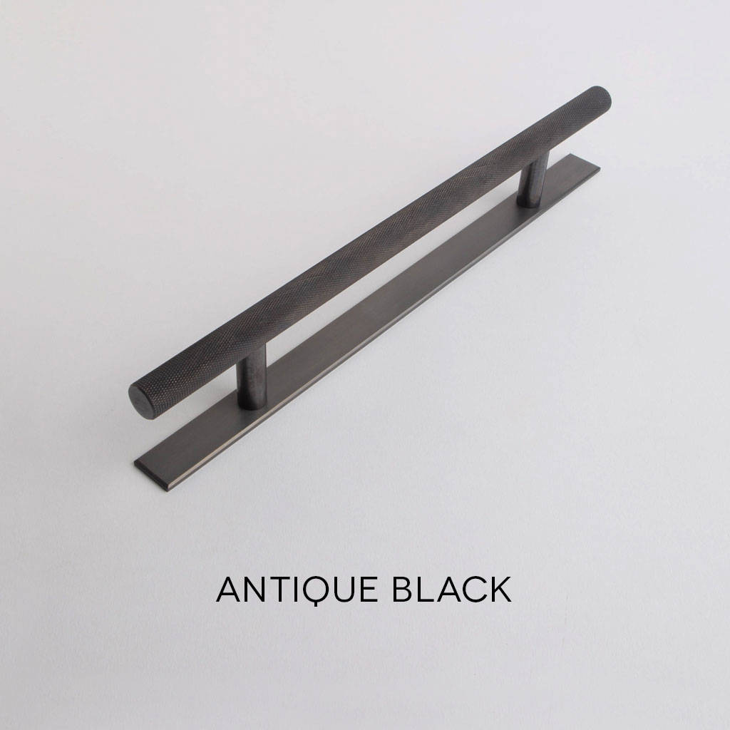 skyscraper knurled handle with plate by dowsing & reynolds