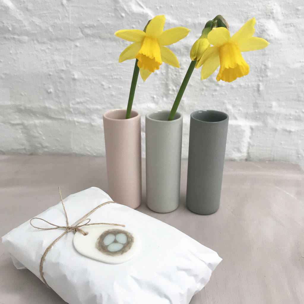 small handmade ceramic vase by pippi & me