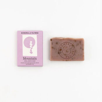 British Botanical Gift Box. Darjeeling And Tea Rose Reed Diffuser, Garden, Mountain And Grove Handmade Soaps, 5 of 7