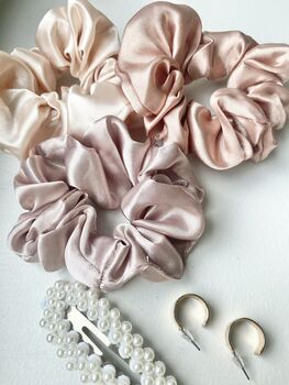 Lina Soft Scrunchie Set Of Three Blush Pink, 3 of 5