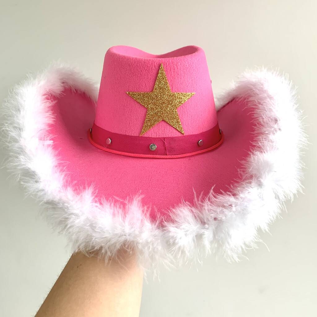 Pink Fluffy Cowboy Hat's Code & Price - RblxTrade