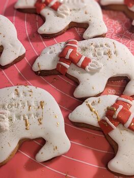 Hand Iced Personalised Polar Bear Biscuit Christmas Gift, 5 of 8