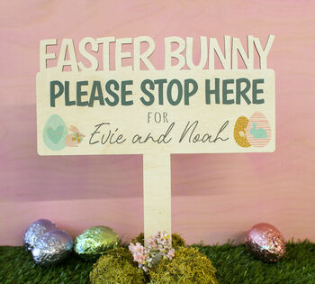 Personalised Easter Bunny Sign, 2 of 2