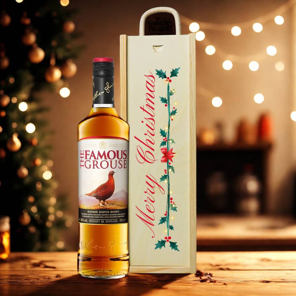 Merry Christmas Famous Grouse Scotch Whisky Gift Set, 1 of 3