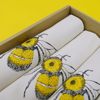 Honey Bee Napkin Gift Set, 5 of 5
