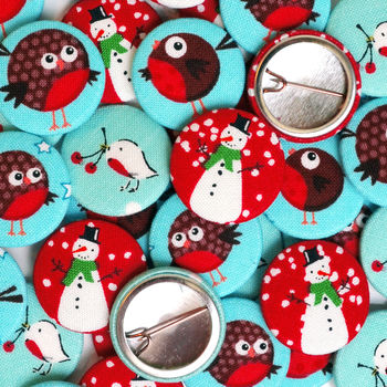 ''Robin And Snowmen'' Christmas Badges, 2 of 4