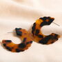 Tortoiseshell Resin Scalloped Edge Hoop Earrings, thumbnail 2 of 3