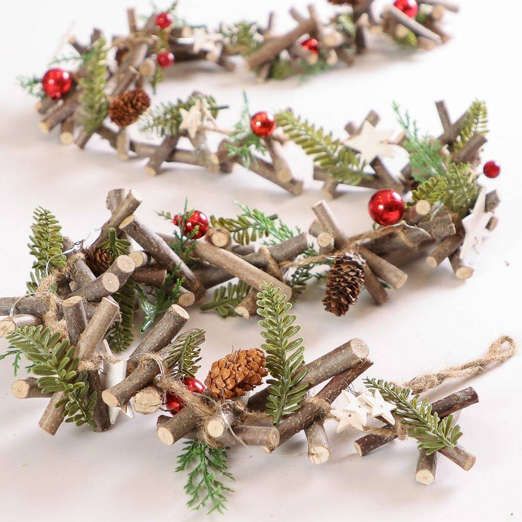 Traditional Woodland Star Christmas Garland By Dibor