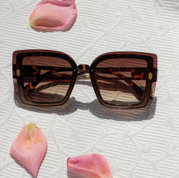 Front Lens Glitter Butterfly Sunglasses In Tortoise Shell, 4 of 4