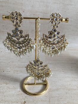 Indian White Gold Plated Kundan Pearl Earrings And Tikka Set, 2 of 4