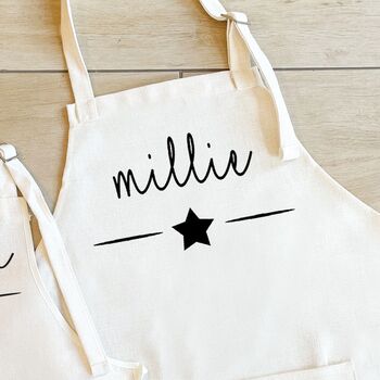 Personalised Name Star Mother Daughter Matching Aprons, 2 of 3