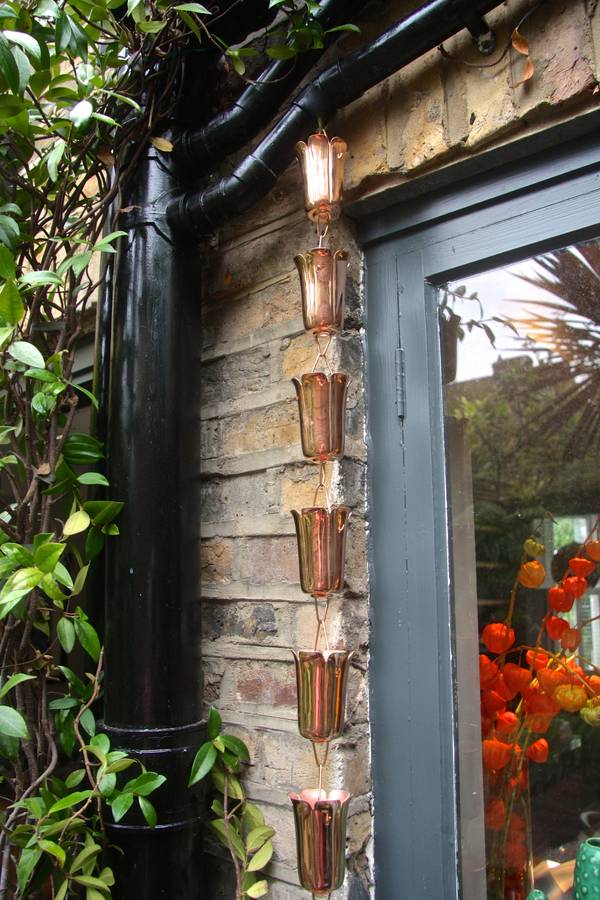Copper Tulip Rain Chain With Solid Copper Splash Basin By London Garden Trading