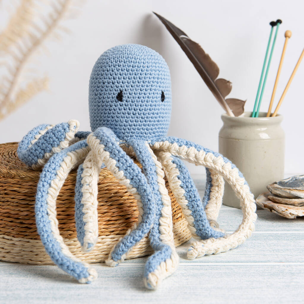 Aria The Octopus Intermediate Crochet Kit, 1 of 9