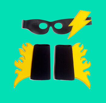 Thor Superhero Mask And Cuffs Accessories Set, 3 of 3