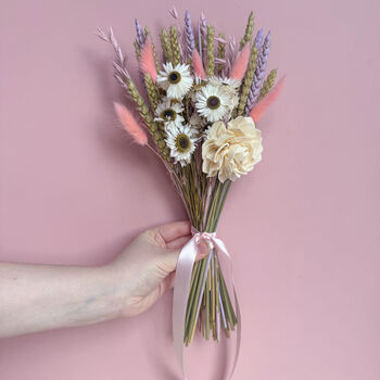 Mini Dried Daisy Arrangement, 4 of 6