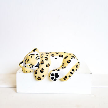 Sleeping Shelf Leopard Yellow And Gold, 5 of 9