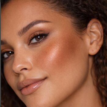 Vegan Natural Bronzers With Bamboo Case Various Shades, 8 of 8