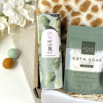 Giraffe Safari New Baby And New Parents Gift Set, 6 of 7