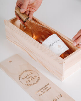 Personalised Engagement / Wedding Wreath Bottle Box, 4 of 6