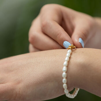 White Pearl Bracelet With T Bar, 2 of 5