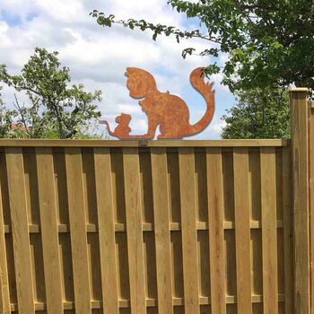 Rusty Cat And Mouse Metal Fence Topper: Garden Decor, 3 of 10