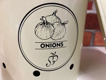 Cream Metal Onion Storage Tin – 19.5cm, 2 of 9
