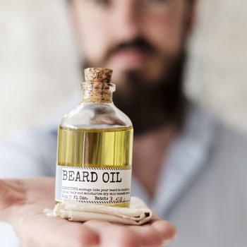 Beard Oil And Face Rag Gift Set, 3 of 5