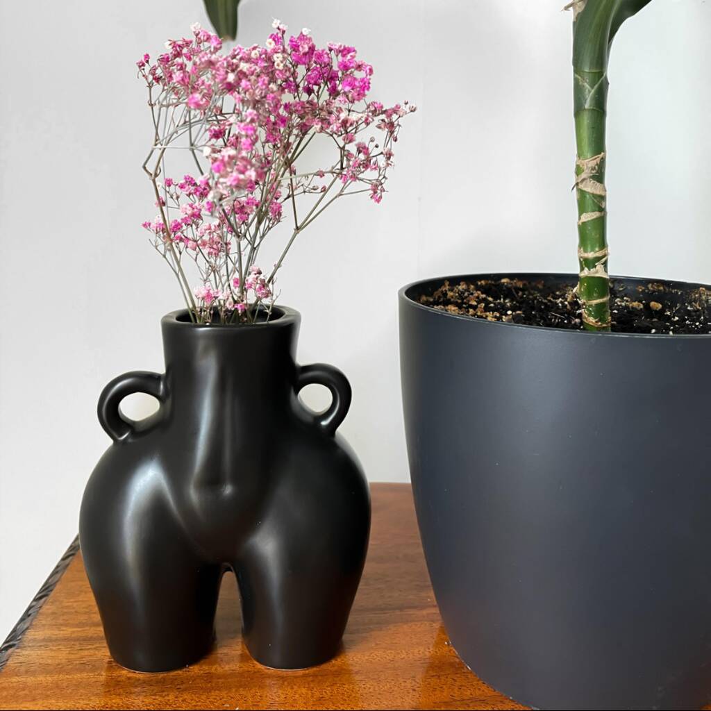 Cleo Mini Bum Vase By Suri London