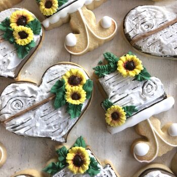 Sunflower Biscuit Wedding Favours, 2 of 3