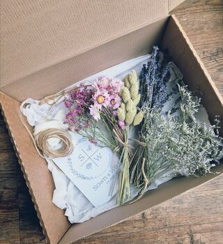 Diy Dried Flower Wreath Kit, 4 of 5