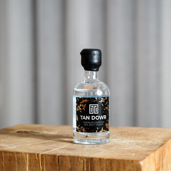 Tan Dowr Premium Cornish Sea Salt Vodka 5cl Miniature, 2 of 3
